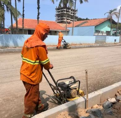  Obra de pavimentação asfáltica e sinalização viária da Rua Jerri J. M. Martini (Rua 5010) no bairro Nossa Senhora da Paz - Balneário Piçarras