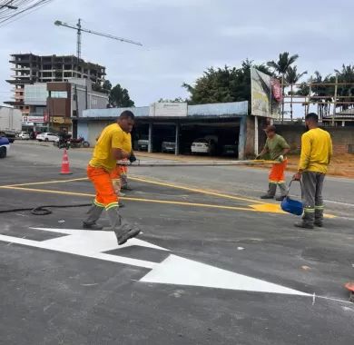  Obra de pavimentação asfáltica e sinalização viária da Rua Jerri J. M. Martini (Rua 5010) no bairro Nossa Senhora da Paz - Balneário Piçarras