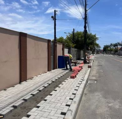  Obra de pavimentação asfáltica e sinalização viária da Rua Jerri J. M. Martini (Rua 5010) no bairro Nossa Senhora da Paz - Balneário Piçarras