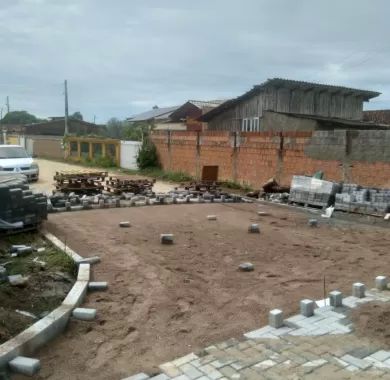  Pavimentação em paver, drenagem pluvial e sinalização viária nas Ruas do bairro Nossa Senhora da Conceição - Balneário Piçarras/SC