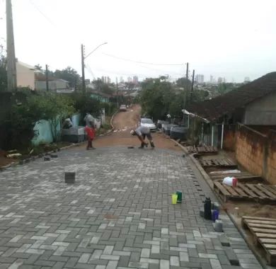  Pavimentação em paver, drenagem pluvial e sinalização viária nas Ruas do bairro Nossa Senhora da Conceição - Balneário Piçarras/SC