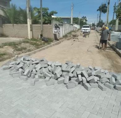  Pavimentação em paver, drenagem pluvial e sinalização viária nas Ruas do bairro Nossa Senhora da Conceição - Balneário Piçarras/SC