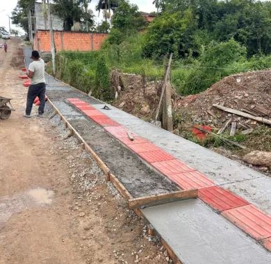 Pavimentação em paver e sinalização viária das Ruas 6030, Demétrio, 6032 e Palmital, localizadas no bairro Nossa Senhora da Conceição, Balneário Piçarras/SC