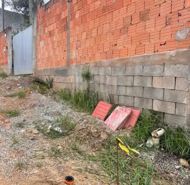 Pavimentação em paver e sinalização viária das Ruas 6030, Demétrio, 6032 e Palmital, localizadas no bairro Nossa Senhora da Conceição, Balneário Piçarras/SC