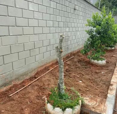 Obra de pavimentação asfáltica, drenagem pluvial, ciclofaixa, calçadas e sinalização viária na Avenida Emanuel Pinto - Balneário Piçarras/SC