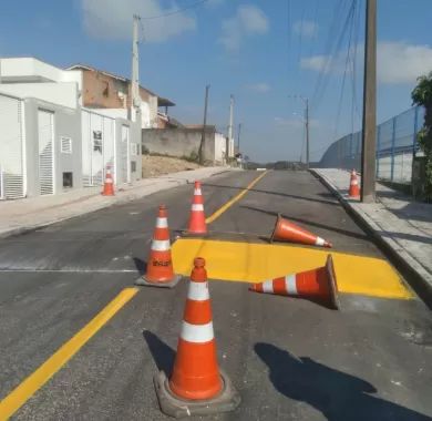 Obra de pavimentação asfáltica, drenagem pluvial e sinalização viária da Rua Pedro Elói Corrêa (Rua 5310) no Bairro Santo Antônio - Balneário Piçarras