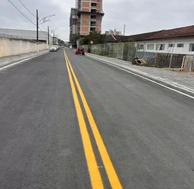 Obra de pavimentação asfáltica, drenagem pluvial e sinalização viária das Ruas Vereador João Figueiredo, Victor Molin e Presidente Geisel - Balneário Piçarras