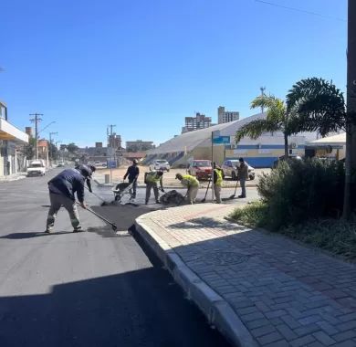 Obra de pavimentação asfáltica, drenagem pluvial e sinalização viária das Ruas Vereador João Figueiredo, Victor Molin e Presidente Geisel - Balneário Piçarras