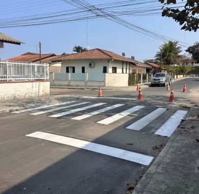 Obra de pavimentação asfáltica, drenagem pluvial e sinalização viária das Ruas Vereador João Figueiredo, Victor Molin e Presidente Geisel - Balneário Piçarras