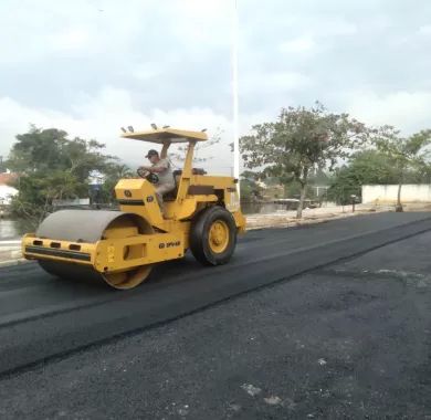 Obra de pavimentação asfáltica e sinalização viária da Rua Joaçaba e Avenida Beira Rio - Balneário Piçarras