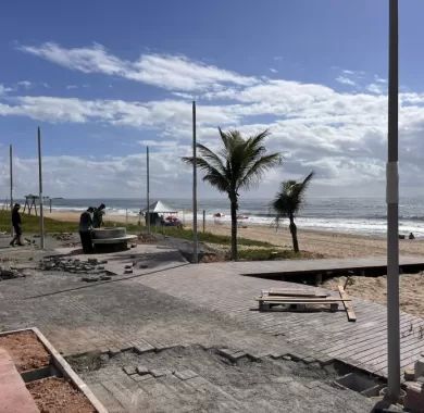 Obra de urbanização da Av. José Temístocles de Macedo (Orla Norte) de Balneário Piçarras/SC