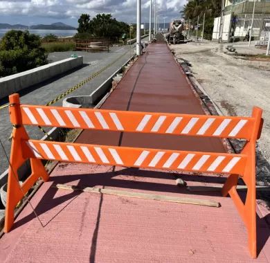 Obra de urbanização da Av. José Temístocles de Macedo (Orla Norte) de Balneário Piçarras/SC