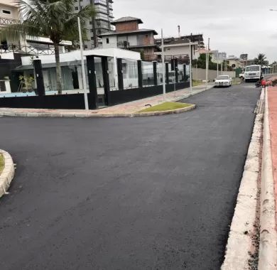Obra de urbanização da Av. José Temístocles de Macedo (Orla Norte) de Balneário Piçarras/SC