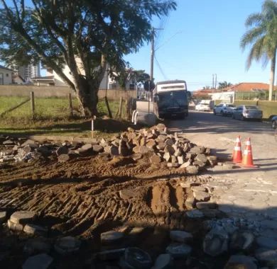 Obra pavimentação asfáltica, drenagem pluvial e sinalização viária da Rua Eulálio da Trindade (Rua 1680) - Balneário Piçarras