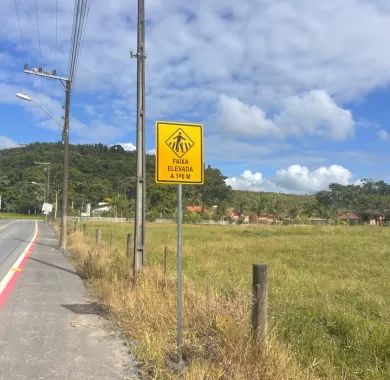 Obra de pavimentação asfáltica, drenagem pluvial e sinalização viária da Estrada Geral da Lagoa - Trecho 03