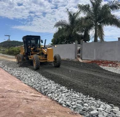 Obra de pavimentação asfáltica, drenagem pluvial e sinalização viária da Estrada Geral da Lagoa - Trecho 03