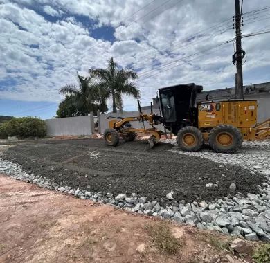 Obra de pavimentação asfáltica, drenagem pluvial e sinalização viária da Estrada Geral da Lagoa - Trecho 03
