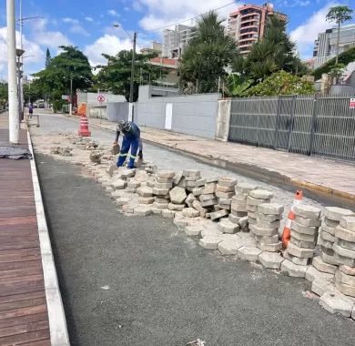 Recuperação do deck da praia - Balneário Piçarras/SC