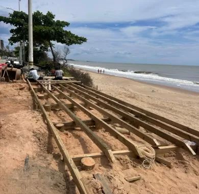 Recuperação do deck da praia - Balneário Piçarras/SC