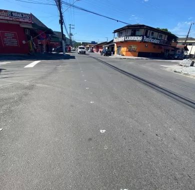 Pavimentação da Rua 5000 - Trecho entre as Ruas Maria Pinto e Manoel Ferreira - Bairro Nossa Senhora da Paz - Balneário Piçarras