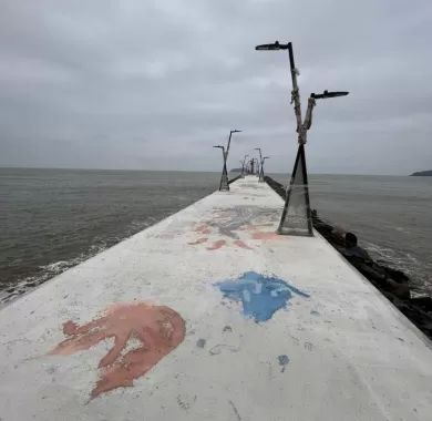 Urbanização e iluminação pública dos molhes Norte, Balneário Piçarras - SC