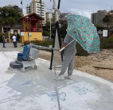 Urbanização e iluminação pública dos molhes Norte, Balneário Piçarras - SC